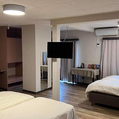 De Heidebloem Hotel Zoersel Екстериор снимка